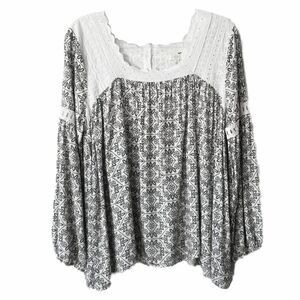 Kori America Tunic Top M Ivory Black Eyelet Boho Flowy Peasant Casual Eclectic